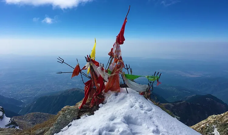 Indrahar Pass Trek