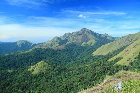 Nelji Hill Trek